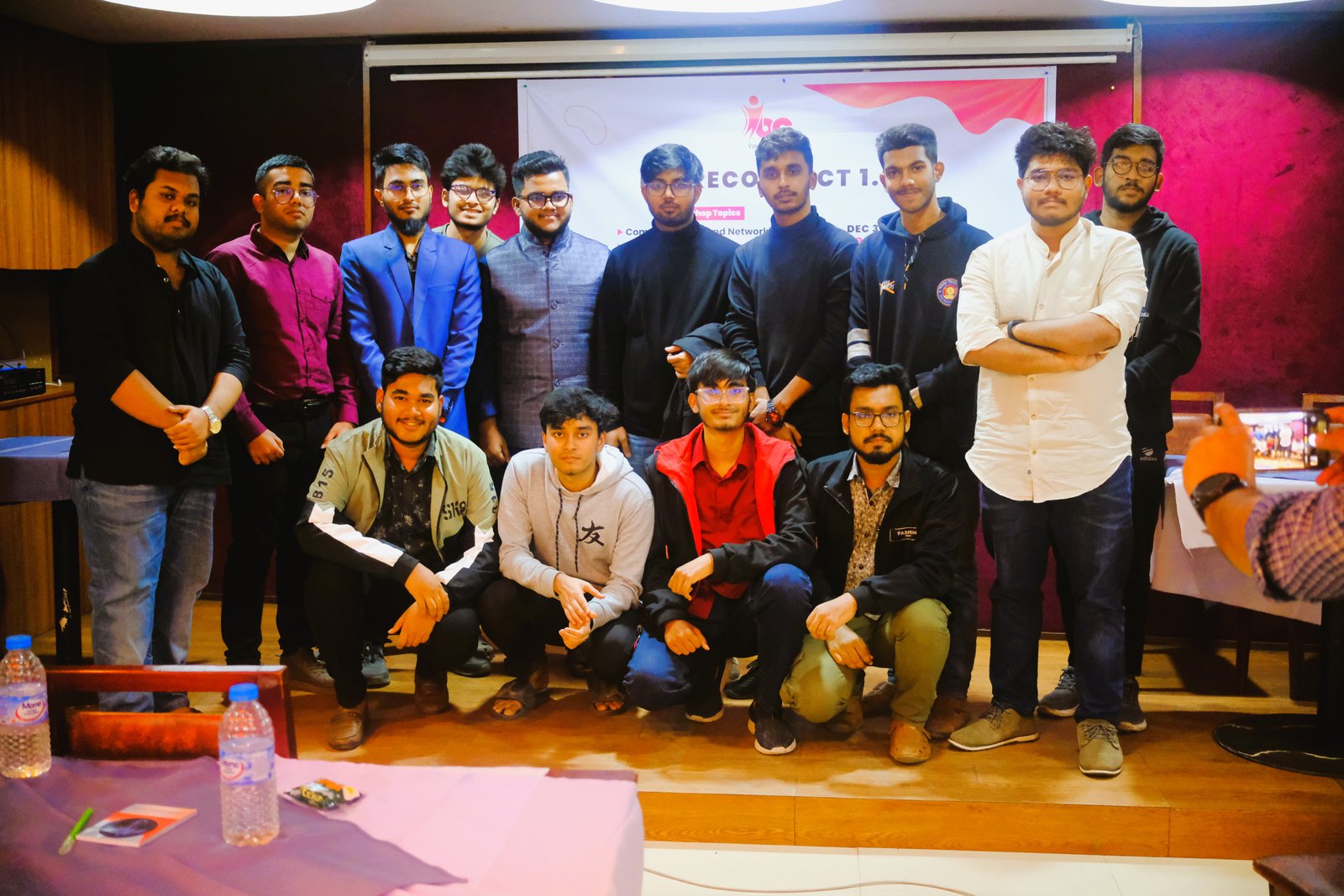 YBC-এর প্রথম দিকের আয়োজনের দলীয় ছবি
